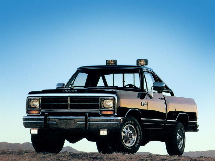  Dodge Power Ram 1986 года  (фото 2 из 2)
